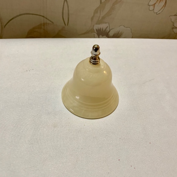 Hand Carved Genuine Alabaster Bell - Made in Italy - 3.25” high by 3 1/8” wide - Picture 3 of 5